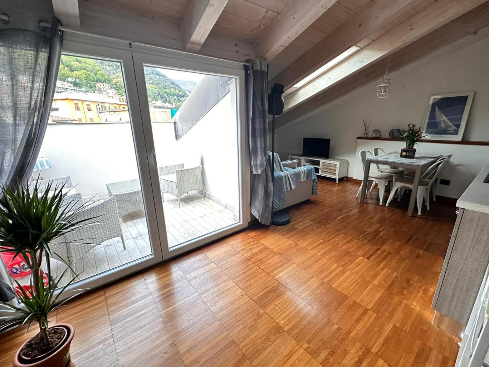 Loft&Sun Apartment Специя Екстериор снимка