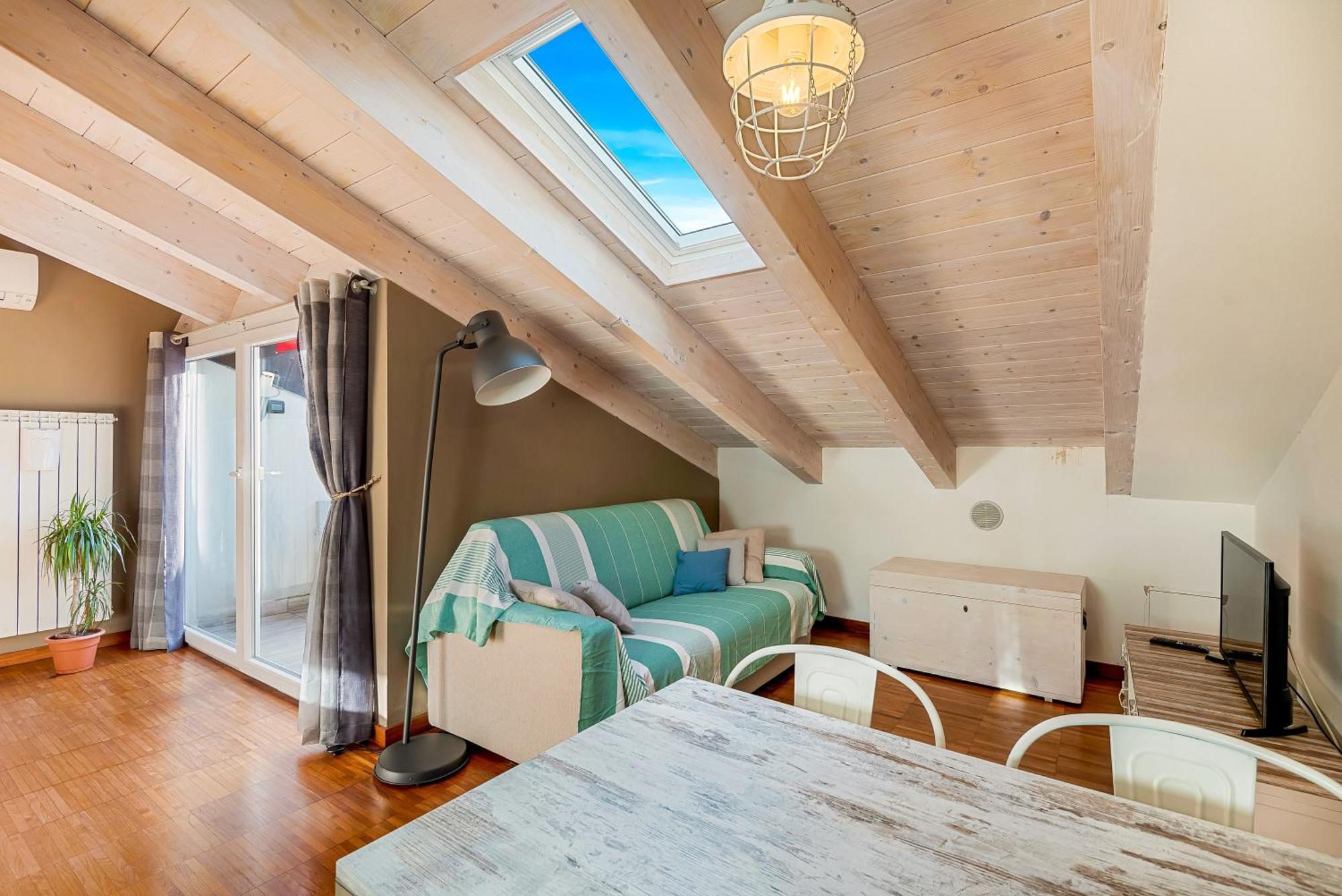 Loft&Sun Apartment Специя Екстериор снимка