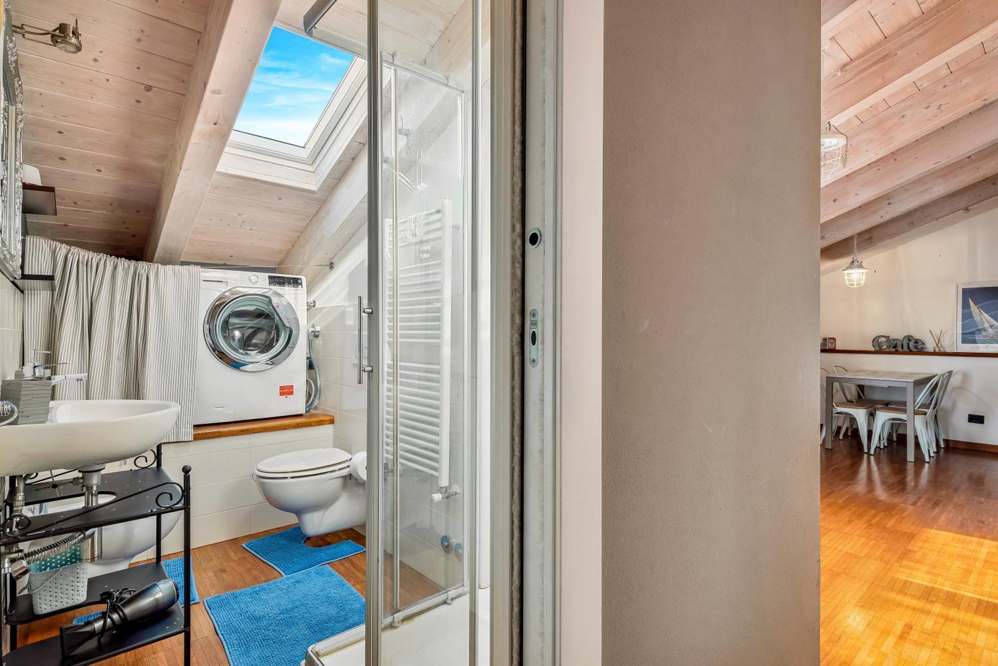 Loft&Sun Apartment Специя Екстериор снимка